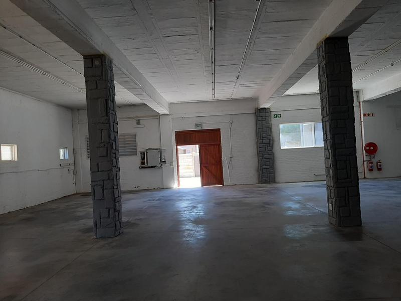 To Let commercial Property for Rent in Diep River Western Cape